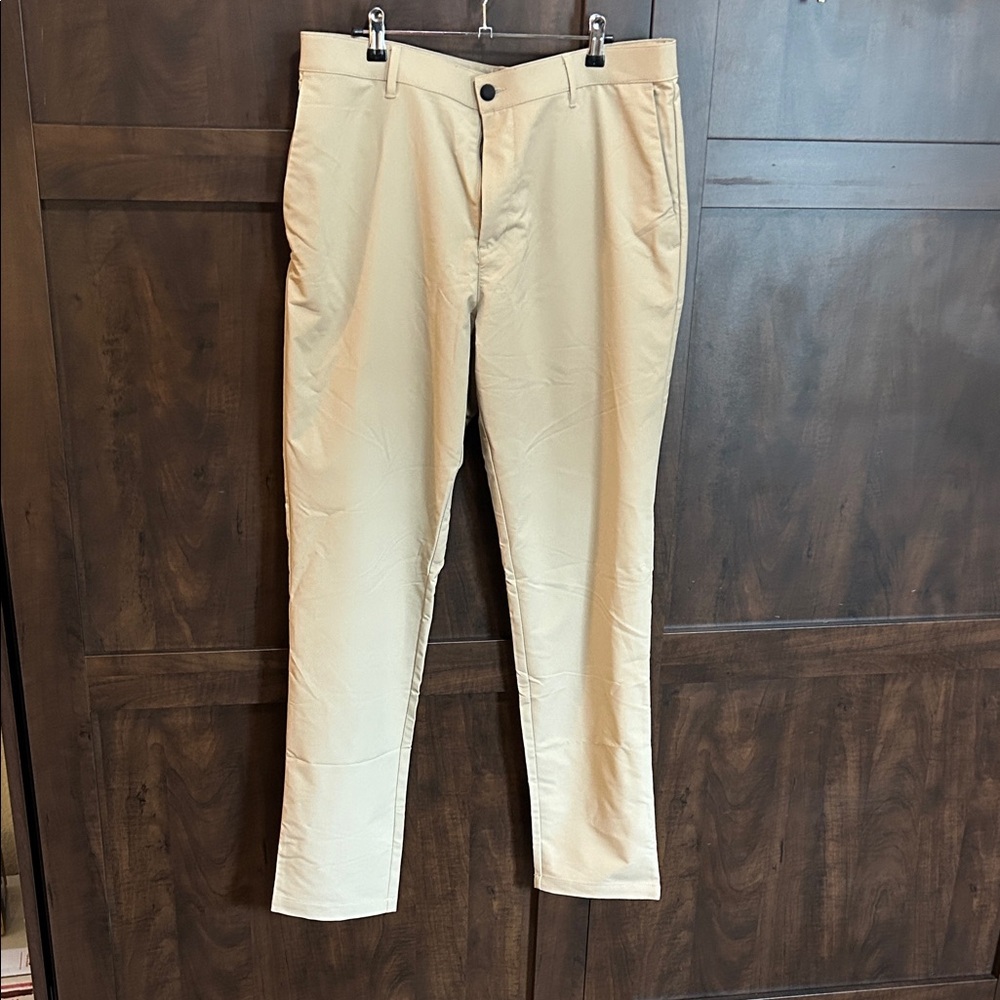 Banana Republic Men's Khaki Chinos in performance material